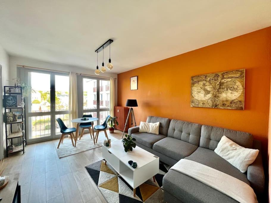 Apartamento Le P'Tit Anatole - Joli T2 Avec Parking Poitiers Exterior foto